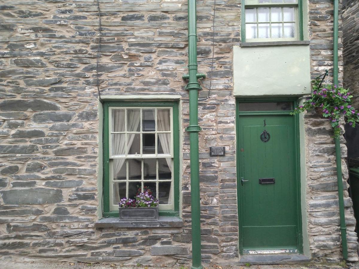 Ty Hen - Quirky Grade II Listed Cottage Blaenau Ffestiniog Eksteriør bilde